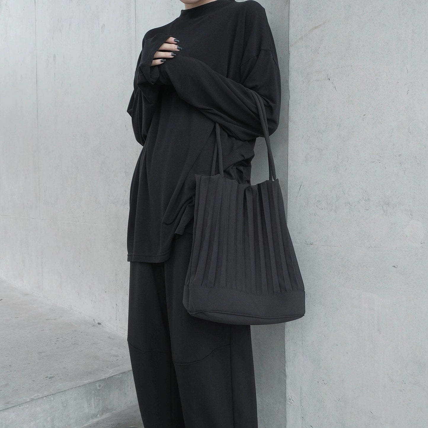 Sanshiyi/Dark Niche Design Handmade Ruched Handbag Shoulder Bag Bucket